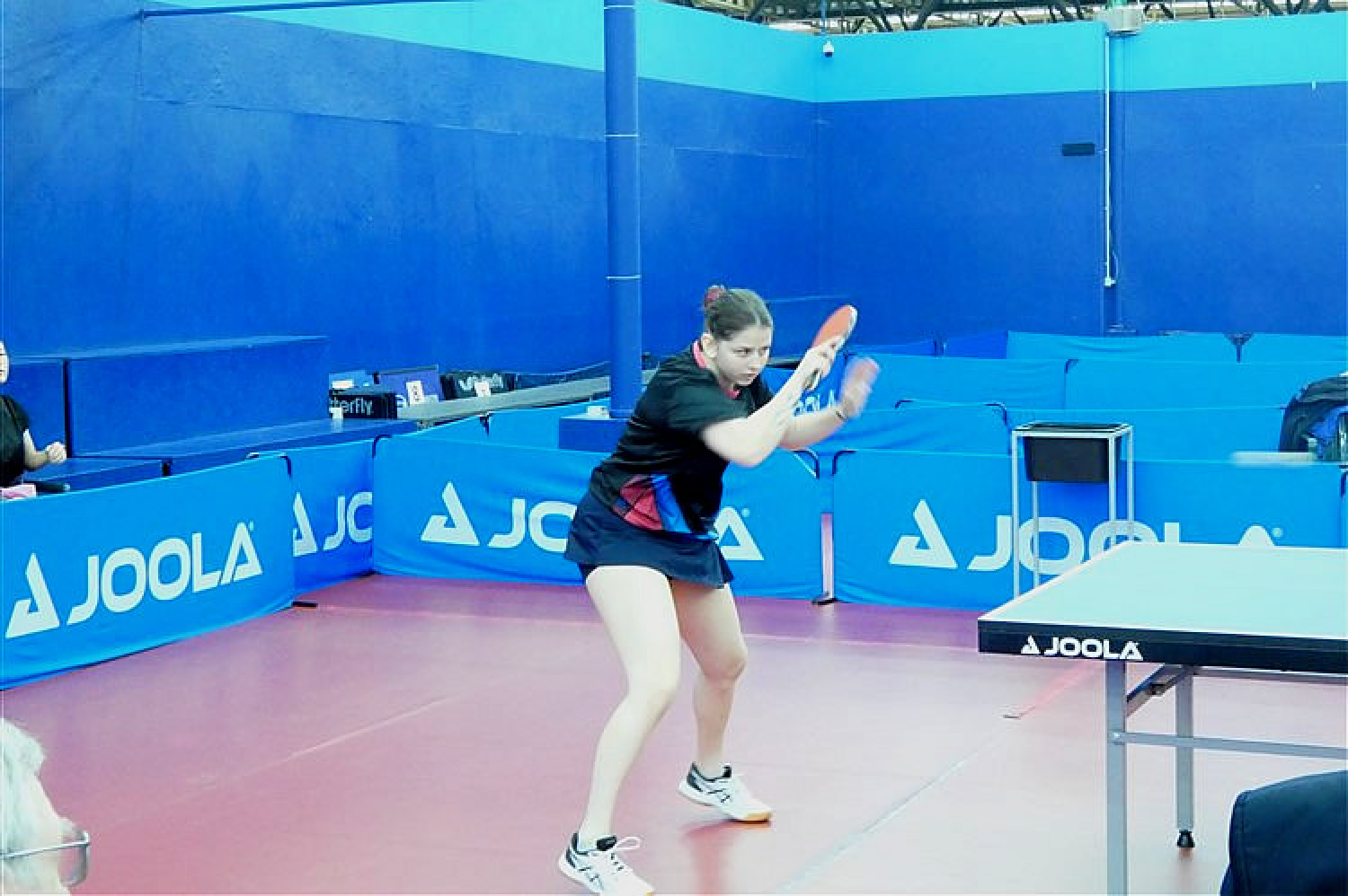 Dorina Srebrnjak napada bekendom